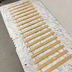  18819  IKEA ベッドベース　すのこ   ◆大阪市内・...