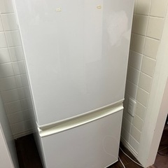 シャープ　冷蔵庫137L