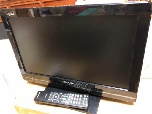 SHARP 19インチテレビ　リモコン付き
