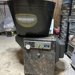 年季の入った精米機
