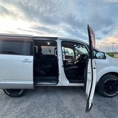 三菱 デリカ D5 | 4WD | 車検 08.07.17 ‼️| 2.4 シャモニー | 7人| 360 ドライブレコーダー | フリップダウンモニター | パワースライドドア の画像