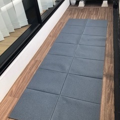 取引中【明日7/20午前中まで先着順】折りたためるスリム収納ヨガマットの画像