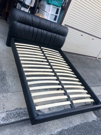 ダブルサイズベッド