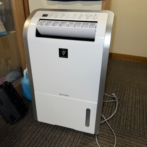 シャープ 除湿機 CV-C140