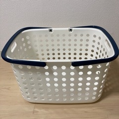 【受付終了】洗濯かご　白