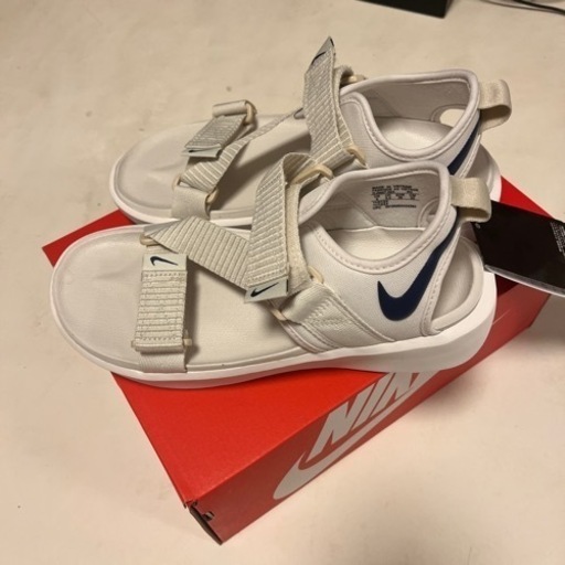 新品 NIKEビスタサンダル25.0センチ