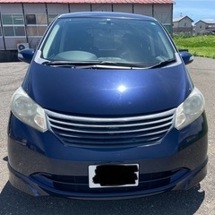 ホンダフリード　4WD