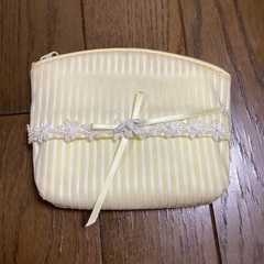 ティッシュケース付き小物入れポーチ