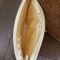 ティッシュケース付き小物入れポーチの画像