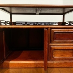 銘木の飾り棚の画像