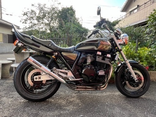 xjr400 4HM 美車  値段交渉可能　車検２年付ける事可能　現車確認1名予定