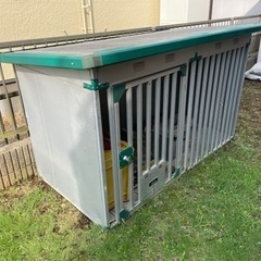 大型犬対応の犬小屋の画像