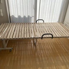 ニトリ シングル折りたたみベッド　明日までに受渡できる方