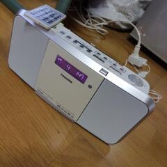 CD.SD.USBプレイヤー　TOSHIBA　TY-CRX71