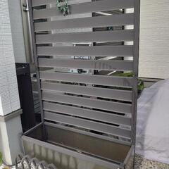 屋外用 目隠しにもなる飾り台(2つ)
