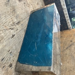 鉄製道具箱の画像