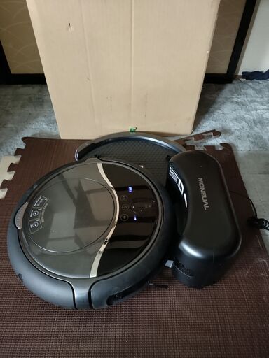 自動掃除機　MONEUAL