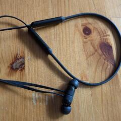 Beats イヤホン （Bluetooth接続）