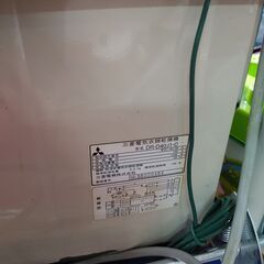 三菱 除湿形　電気衣類乾燥機　DR-D40J 乾燥容量4kgの画像