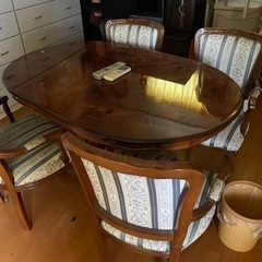 【受け渡し者決定】オシャレなダイニングテーブルとイス