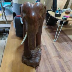 象のオブジェの画像