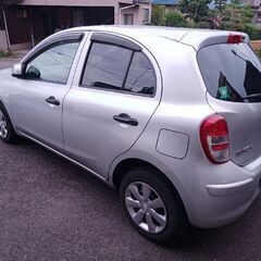 商談中です。日産マーチ　車検８年９月　走行３万キロ代の画像
