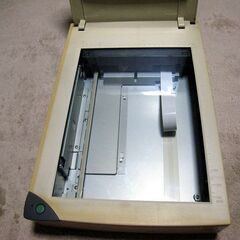 エプソン EPSON スキャナー GT-7000Uの画像