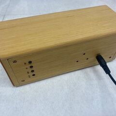 木製デジタル時計・温度計（USBケーブル付き）の画像