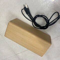 木製デジタル時計・温度計（USBケーブル付き）の画像