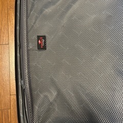 Travelpro大型スーツケース、無料で結構です。の画像