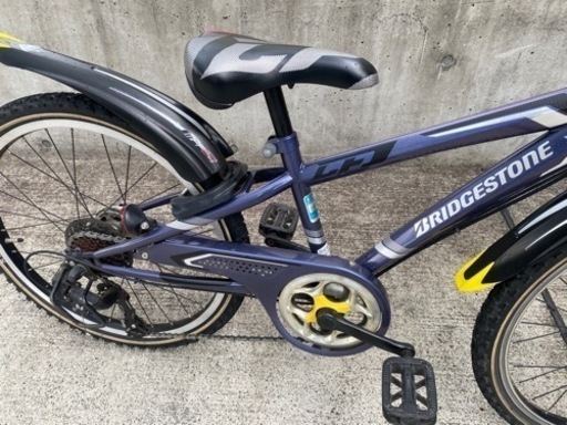 ブリジストン 子供自転車 男の子 クロス
ファイヤー 22インチ 7段変速 中古 自転車 