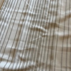 ニトリ　カーテン　2枚セット　幅140cm x 長さ180cmの画像