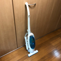 【↓値下げしました】日立　折りたたみ　掃除機　スティッククリーナーの画像