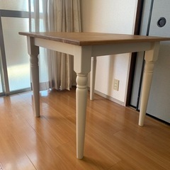 【ダイニングテーブル】