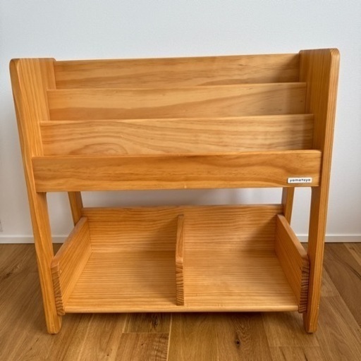 大和屋　絵本棚