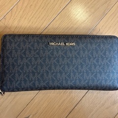 マイケルコースの財布