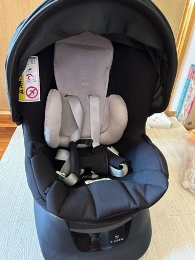 エールべべ チャイルドシート