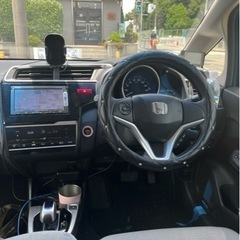 ホンダFITハイブリット GP5の画像