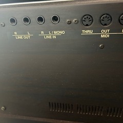 90年代の電子ピアノの画像