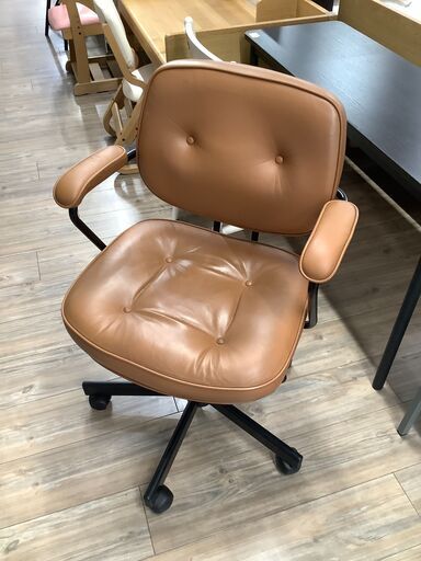 IKEA オフィスチェア ALEFJALL のご紹介です