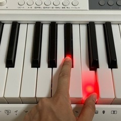 【CASIO】電子キーボード（ピアノ）の画像