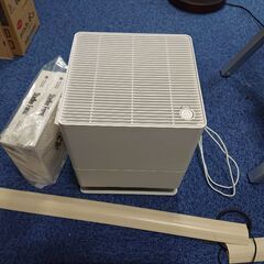 終了／ 加湿器  フィルター 新品 静か 季節家電 雑貨 コロナ ウイルス 対策 湿度 モダン アンティーク インテリアの画像