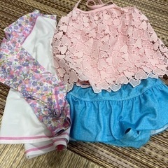 女の子の水着 110   