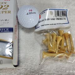 ゴルフボール　新品未使用10個　ゴルフピンの画像