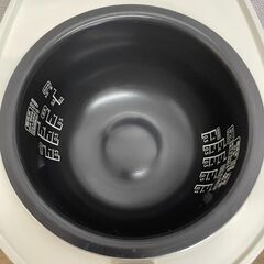 アイリスオーヤマ　IHジャー炊飯器　RC-IL30-W 2022年製の画像
