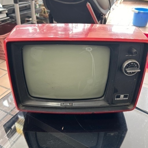 昭和レトロポップ　シャープブラウン管TV 赤　ジャンク