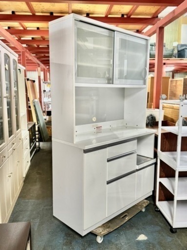 ?激安‼️ホワイトキッチン収納食器棚幅120cm?R805