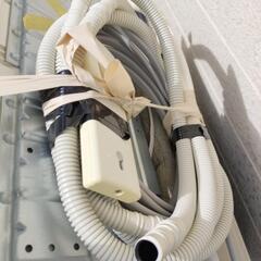 【2019年製】動作OK6畳〜9畳用プラズマクラスター機能付エアコンの画像