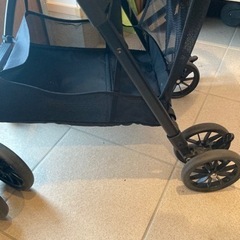 美品　現行品　コンビ　ベビーカー　の画像