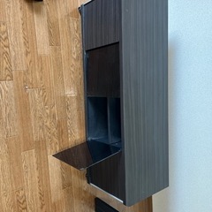 テレビボードの画像